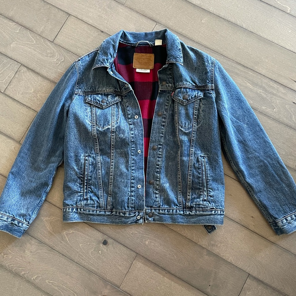 NWOT Men’s Levi’s Premium Insulated Denim Jacket